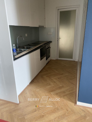 Sàn Gỗ Xương Cá Berry Alloc 8mm