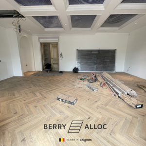 Sàn Gỗ Xương Cá Berry Alloc 12mm