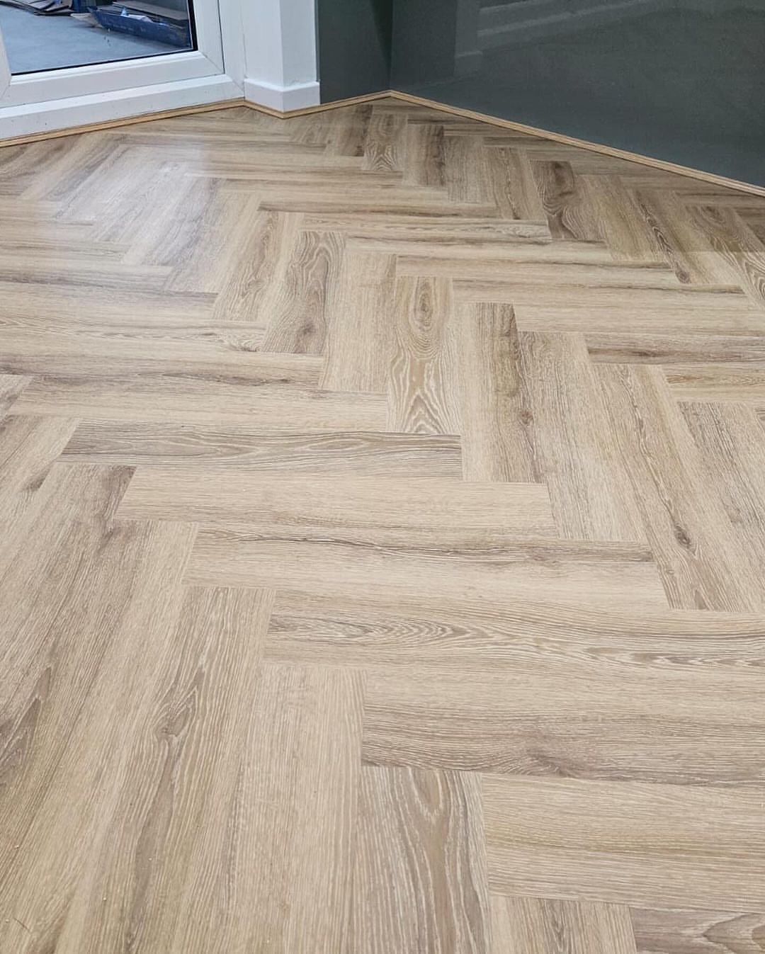 Sàn gỗ xương cá Alsa 10mm 587