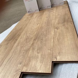 Sàn gỗ Mido Wood M2439-4