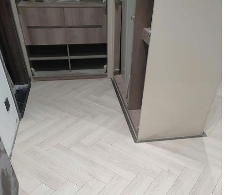 Sàn gỗ xương cá Mido Wood M81